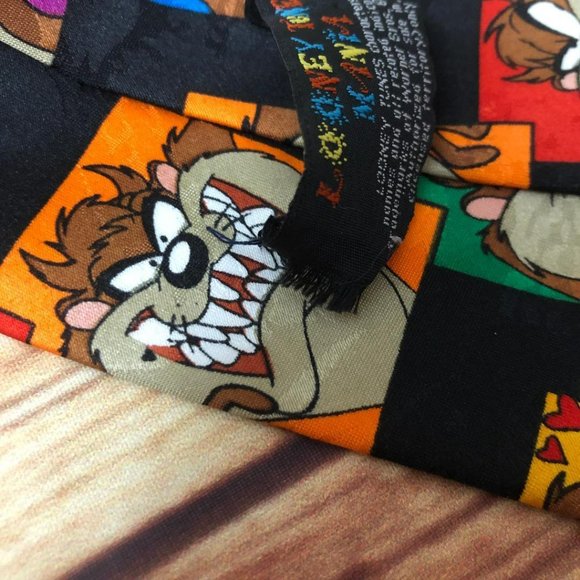 Vintage 90's Looney Tunes Mania Many Faces Expressions of Taz Tie Polyester - Picture 6 of 6